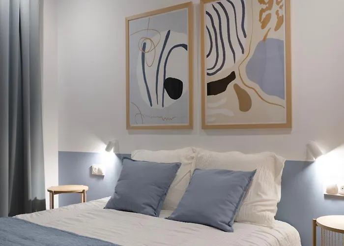 Seaside Garden Blue * Свиноуйсьце